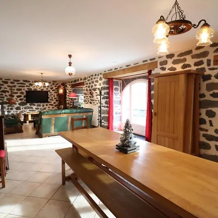 Дом отдыха Maison De Caractere Avec Jardin Pres Des Stations De Ski, Ideale Pour Familles Et Amoureux De La Montagne - Fr-1-742-80 *
