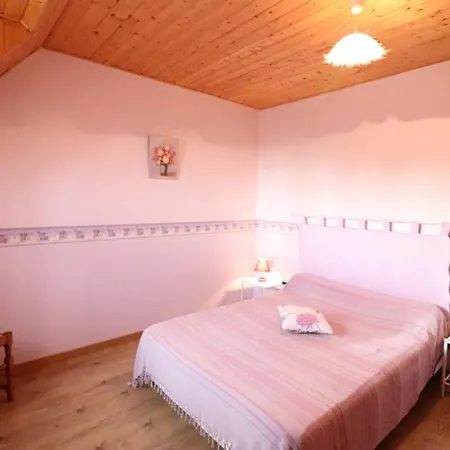 Maison De Caractere Avec Jardin Pres Des Stations De Ski, Ideale Pour Familles Et Amoureux De La Montagne - Fr-1-742-80 Vakantiehuis *