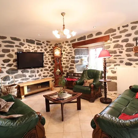 Дом отдыха Maison De Caractere Avec Jardin Pres Des Stations De Ski, Ideale Pour Familles Et Amoureux De La Montagne - Fr-1-742-80 *