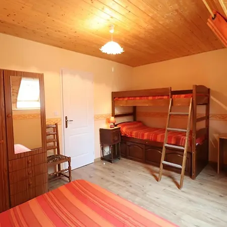 Vakantiehuis Maison De Caractere Avec Jardin Pres Des Stations De Ski, Ideale Pour Familles Et Amoureux De La Montagne - Fr-1-742-80 Paulhac (Cantal)